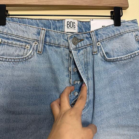 Urban Outfitters BDG Slim Straight Denim Jeans Size 28 High Waisted Distress - Picture 9 of 14
